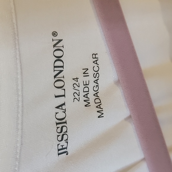 Jessica London, White, 3/4 sleeve, high quality tshirt, 22/24, great condition - Picture 4 of 6